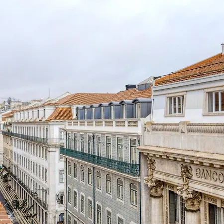 Em Casa Partilhada No Centro Historico De * Lisbon